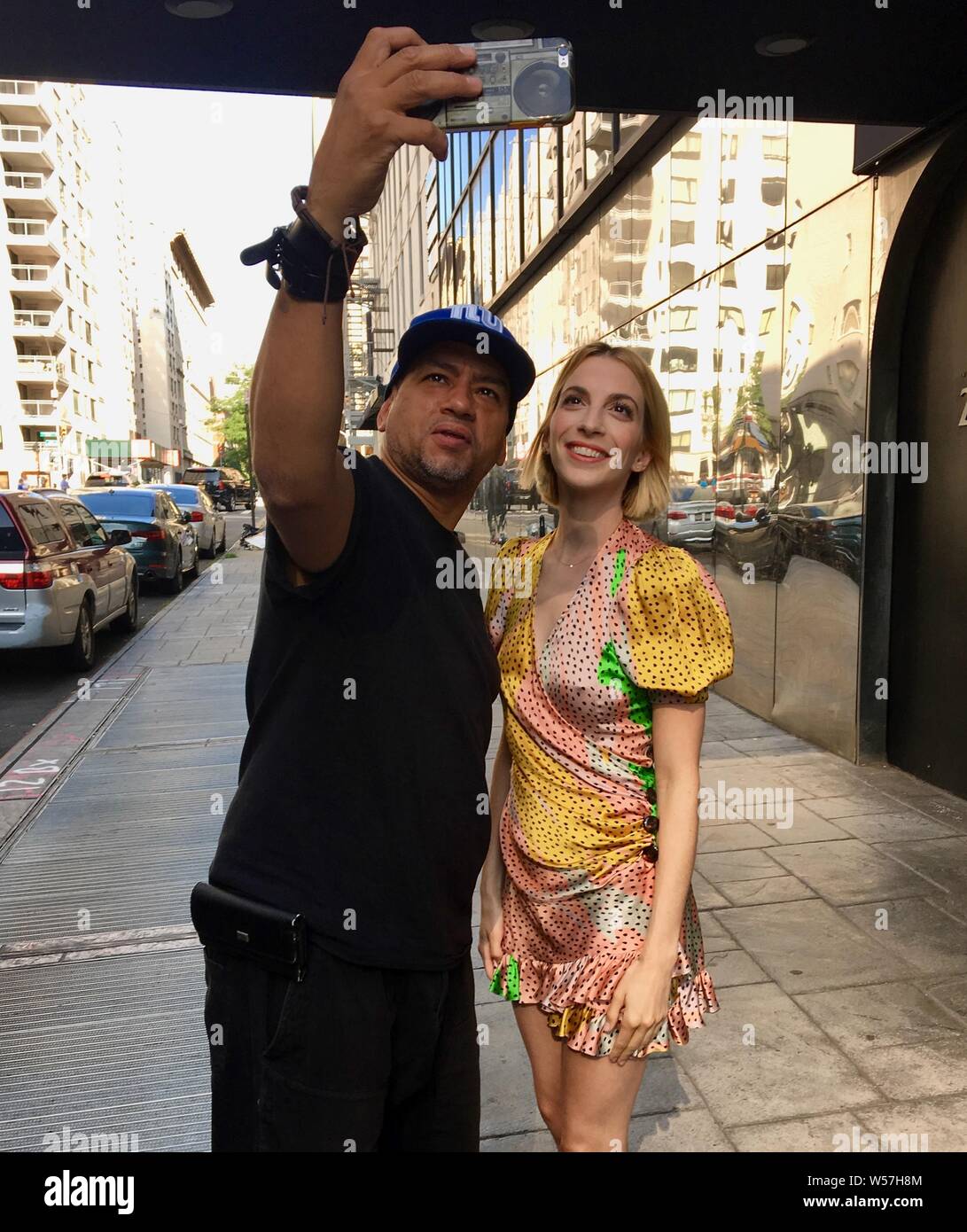 Nueva York, NY, EUA. El 26 de julio, 2019. 'Jóvenes' la actriz Molly Bernard spotted dejando Nueva York, NY, EUA. El 26 de julio, 2019. 'Jóvenes' la actriz Molly Bernard spotted dejando