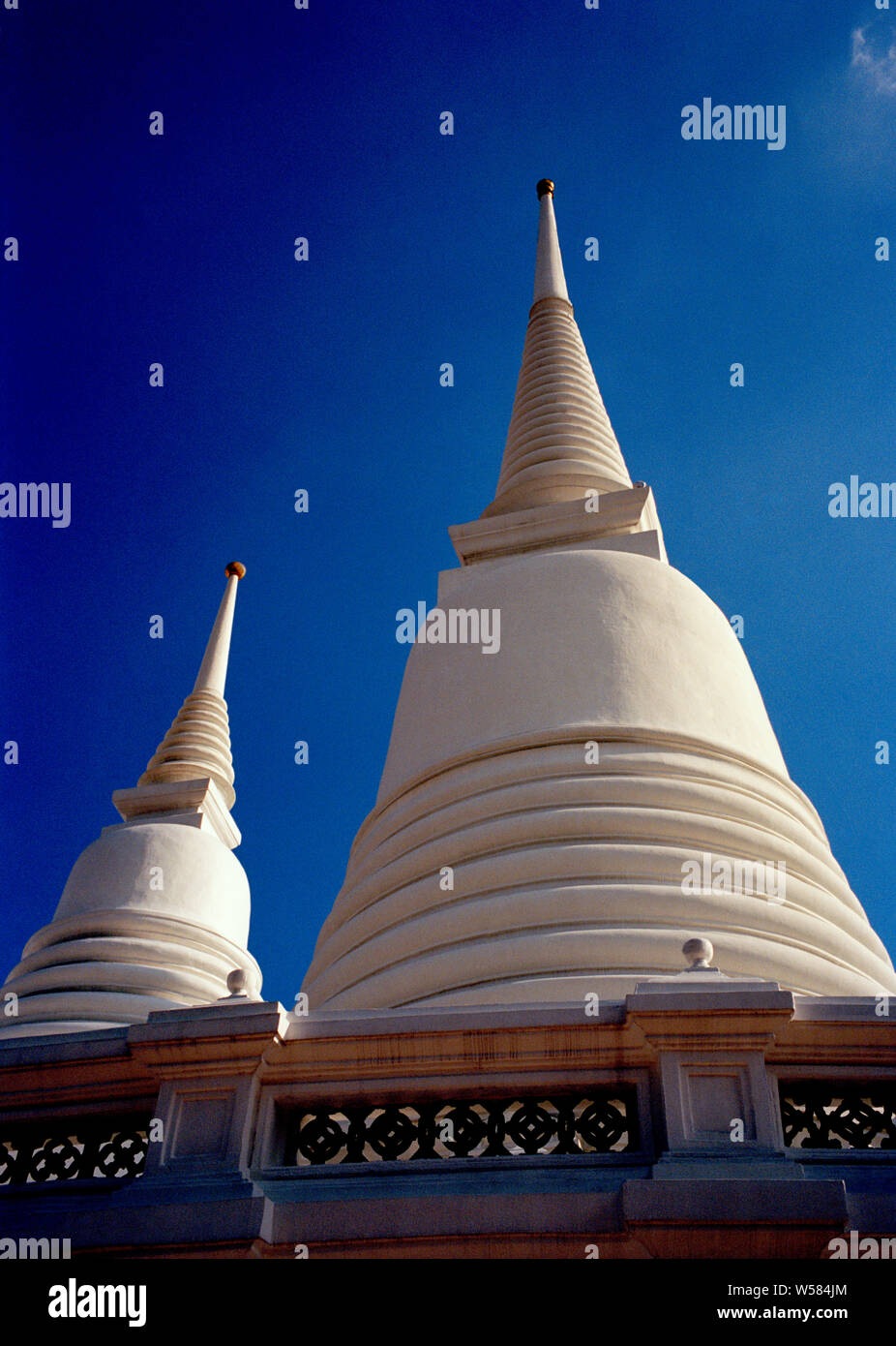 Wat Prayoon en Bangkok en Tailandia en el sudeste de Asia, Extremo Oriente Foto de stock