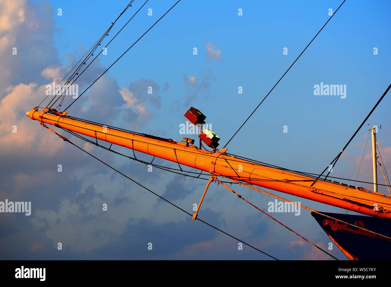 Vela lejos Foto de stock