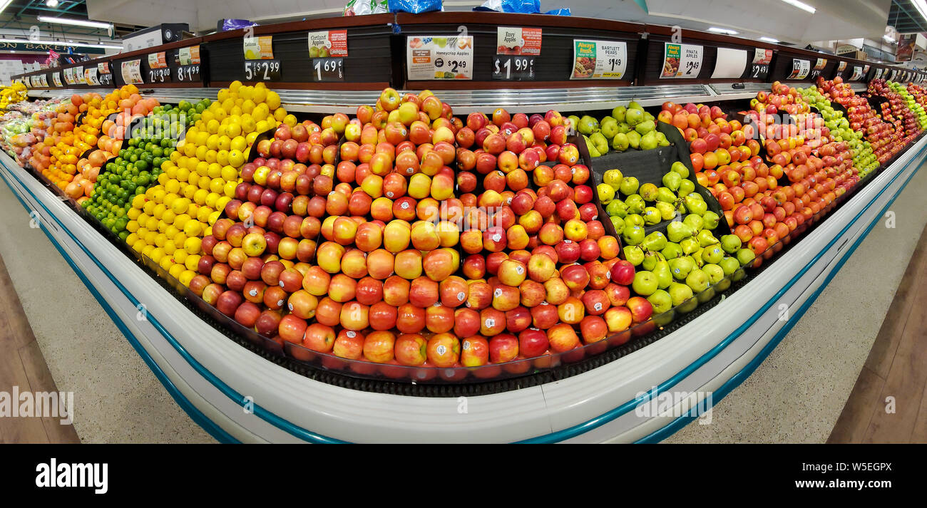 Frutas de supermercado fotografías e imágenes de alta resolución - Alamy