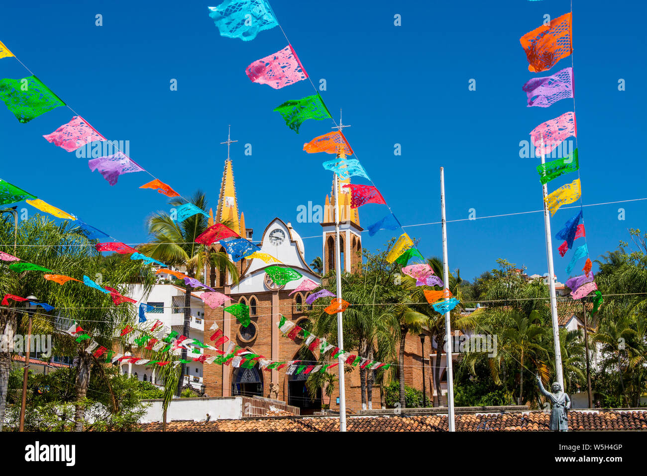 Iglesia de Nuestra Señora del Refugio, Puerto Vallarta, Jalisco, México, América del Norte Fotografía de stock - Alamy Iglesia de Nuestra Señora del Refugio, Puerto Vallarta, Jalisco, México, América del Norte Fotografía de stock - Alamy