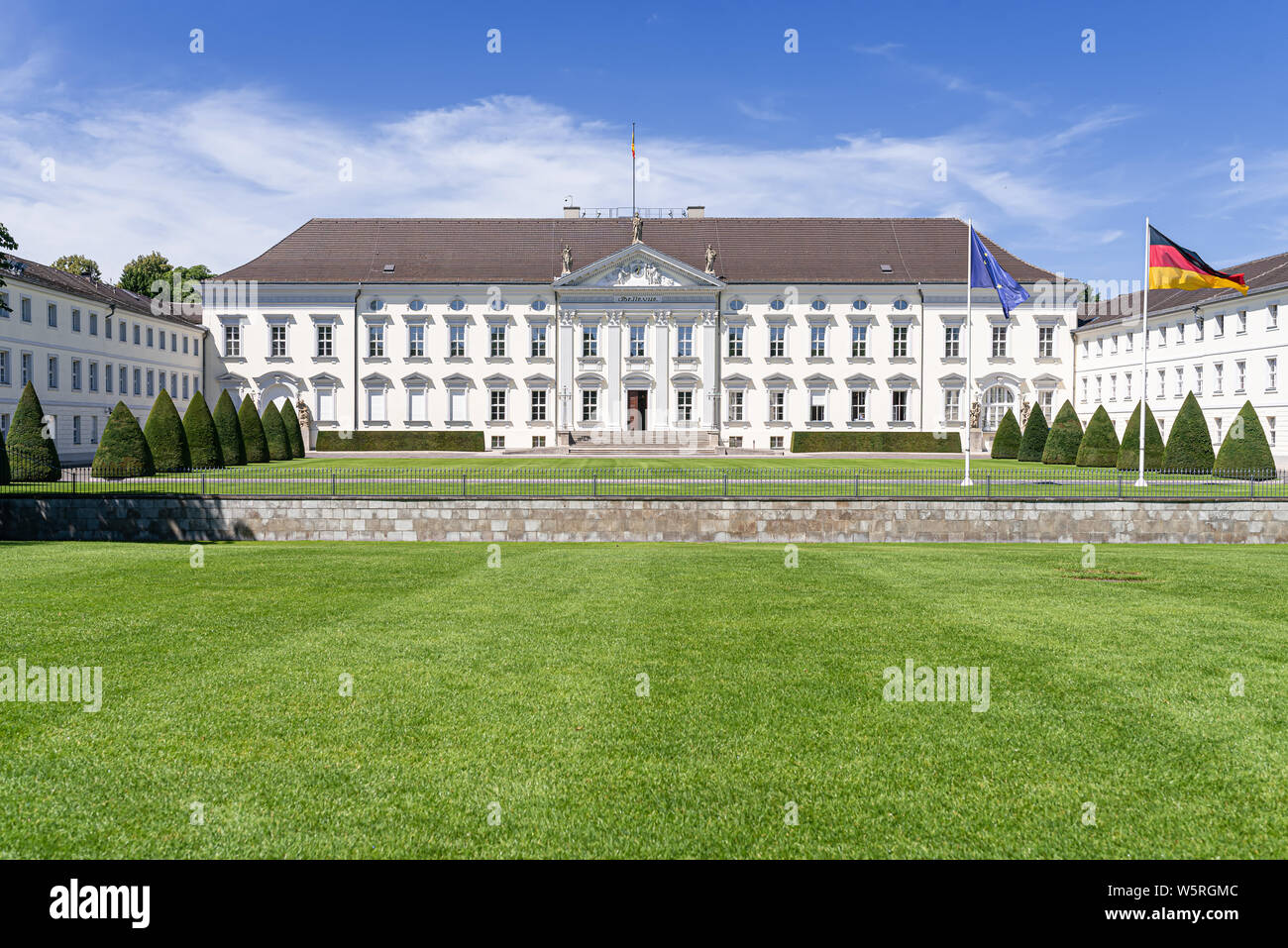 2019-07-24 Berlín, Alemania: Bellevue Palace, el palacio Schloss Bellevue, residencia oficial del Presidente de la República Federal de Alemania Foto de stock