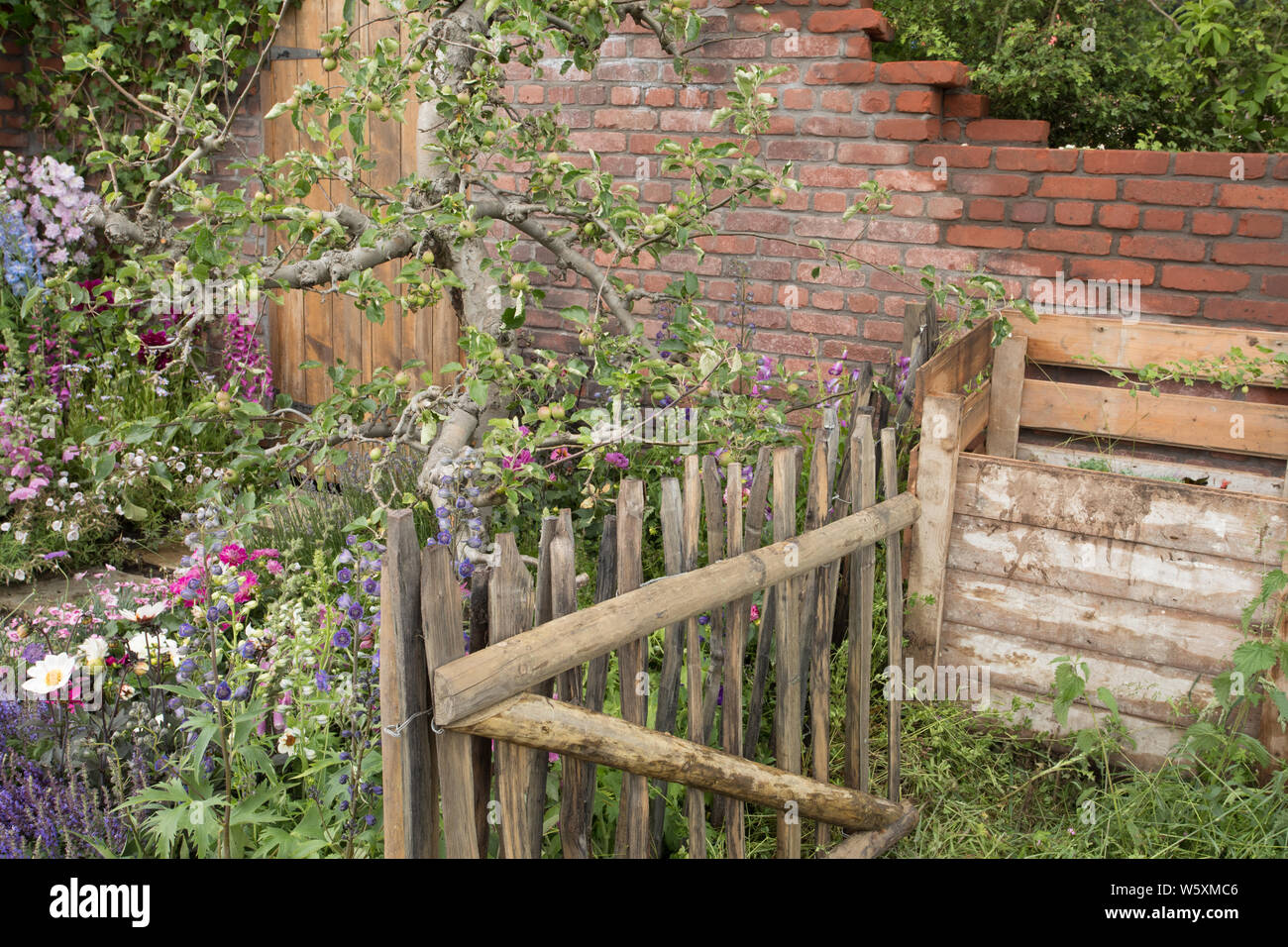 El relojero's Garden, diseñados por Alexandra Frogatt, BBC Gardener's World Live 2019 Foto de stock