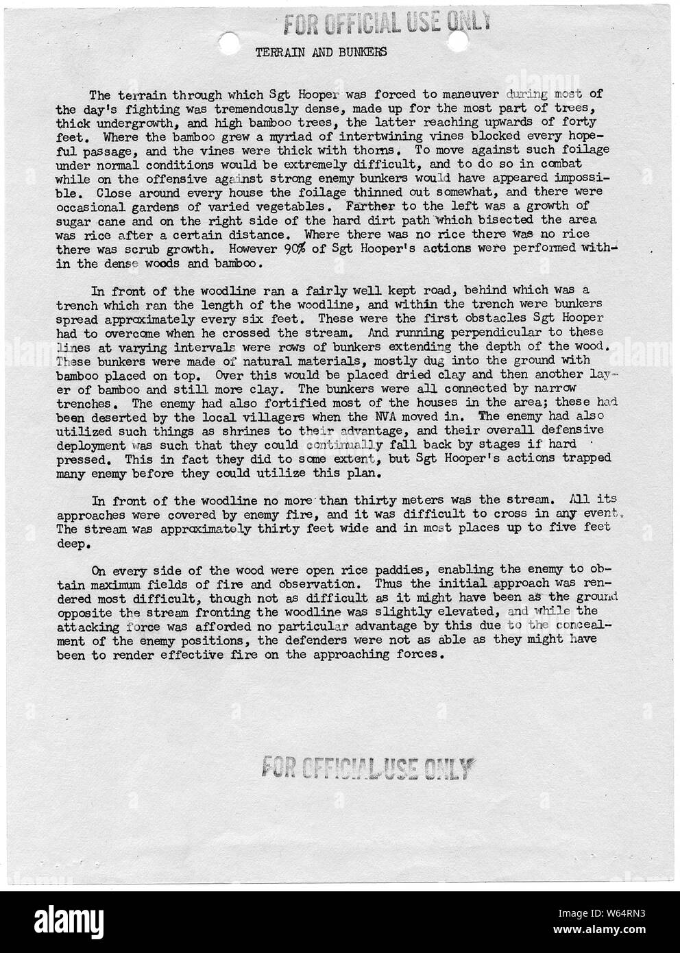 Descripción de terreno incluido en el expediente para la Medalla de Honor del Congreso que se adjudica a Joe R. Hooper, Sargento, la empresa D, segundo batallón de infantería aerotransportado), 501ª, 101ª División Aerotransportada, para acciones en la batalla de Hue, 21 de febrero de 1968; el alcance y contenido: Este documento describe el terreno por el que el Sargento Joe R. Hooper aprobada el 21 de febrero de 1968, en la batalla de Hue, República de Vietnam. En última instancia, Hooper recibió la Medalla de Honor del Congreso. En una extraordinaria aparición, el sargento Clifford C. Sims de la misma compañía obtuvo la Congression Foto de stock