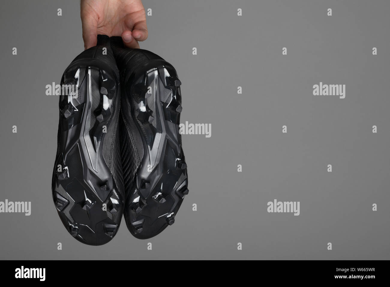 Botines de fútbol botas fotografías e imágenes de alta resolución - Alamy