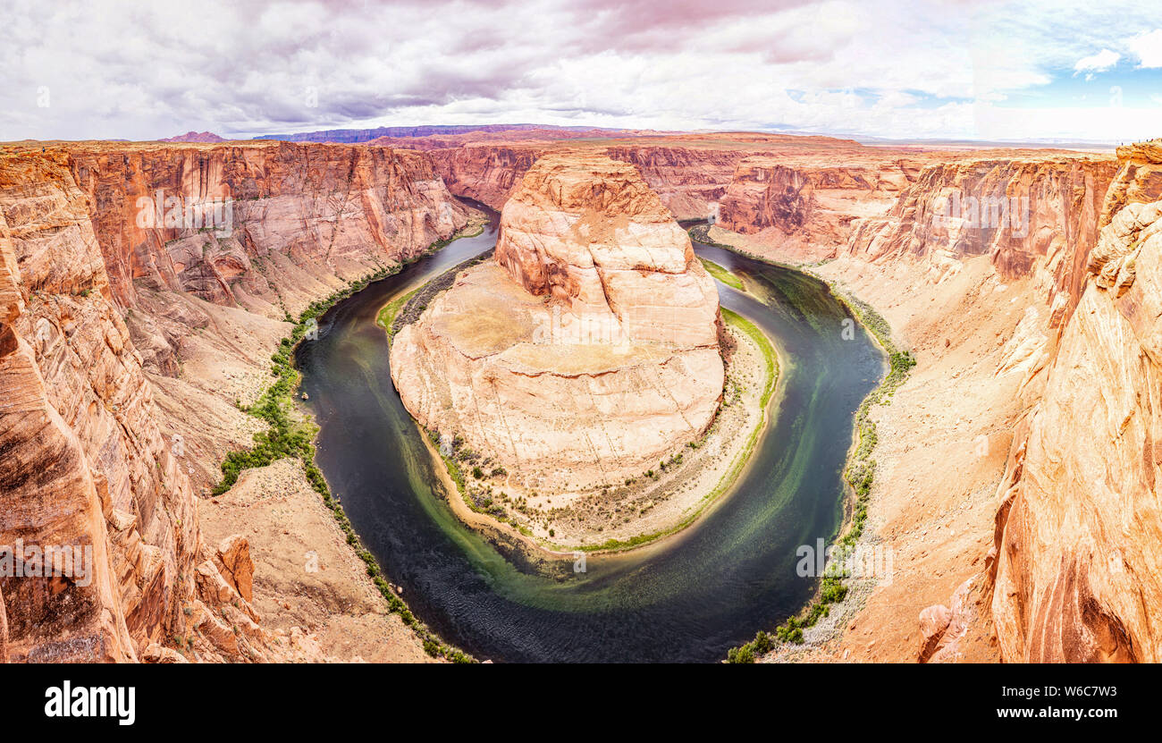 Horseshoe Bend, Arizona. Con forma de herradura, incisa meandro del Río Colorado, Estados Unidos Foto de stock