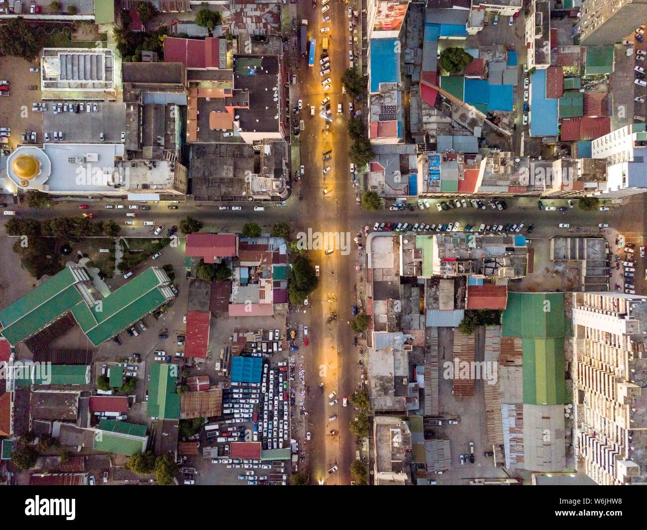 Vista aérea, calles de Maputo, en Mozambique, África Foto de stock