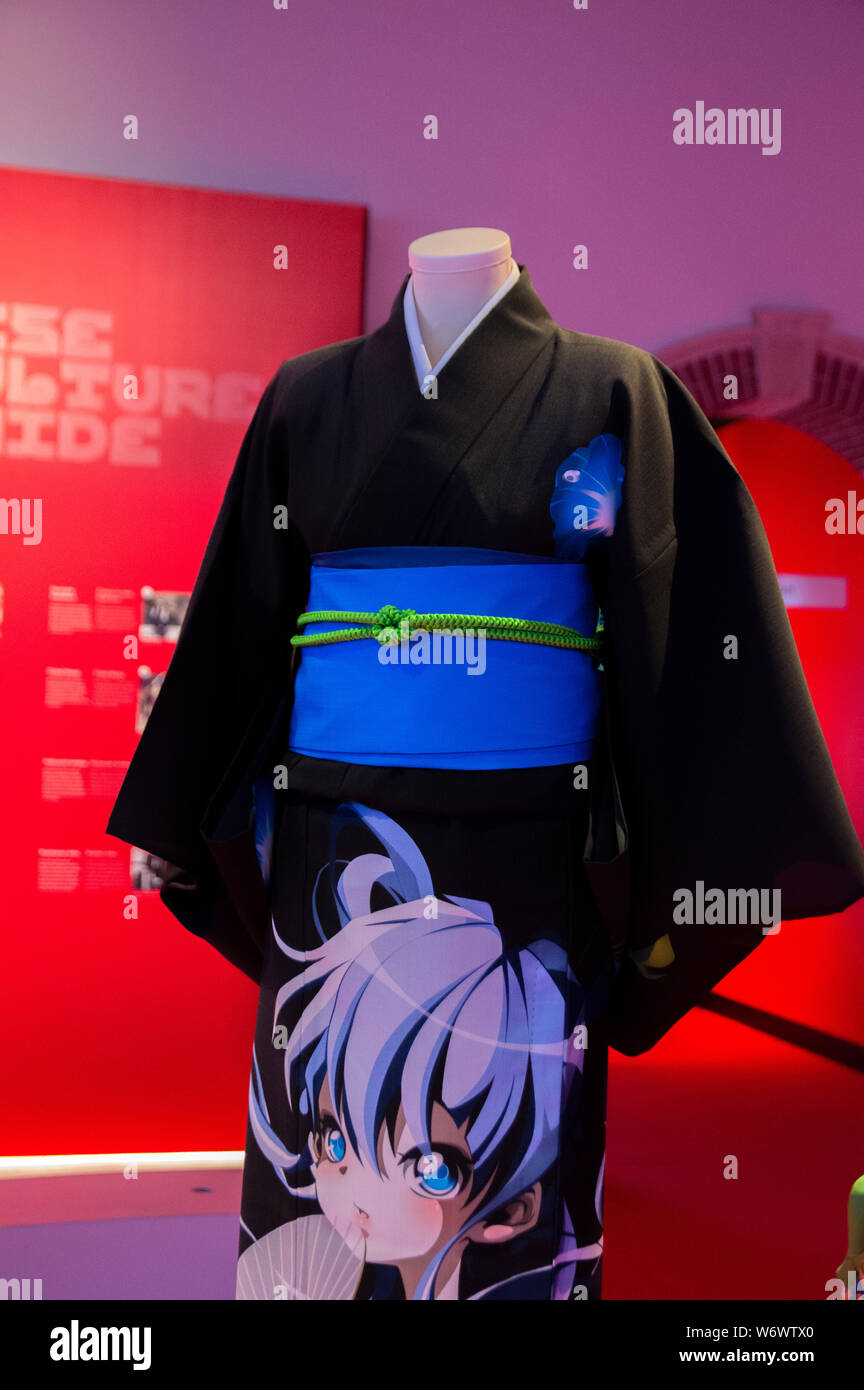 Anime figura en un kimono el fresco Japón exposición en el Tropenmuseum  Amsterdam Países Bajos 2019 Fotografía de stock - Alamy