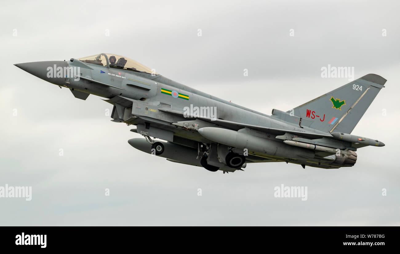 La RAF Typhoon en el Royal International Air Tattoo 2019, ZJ924 Foto de stock