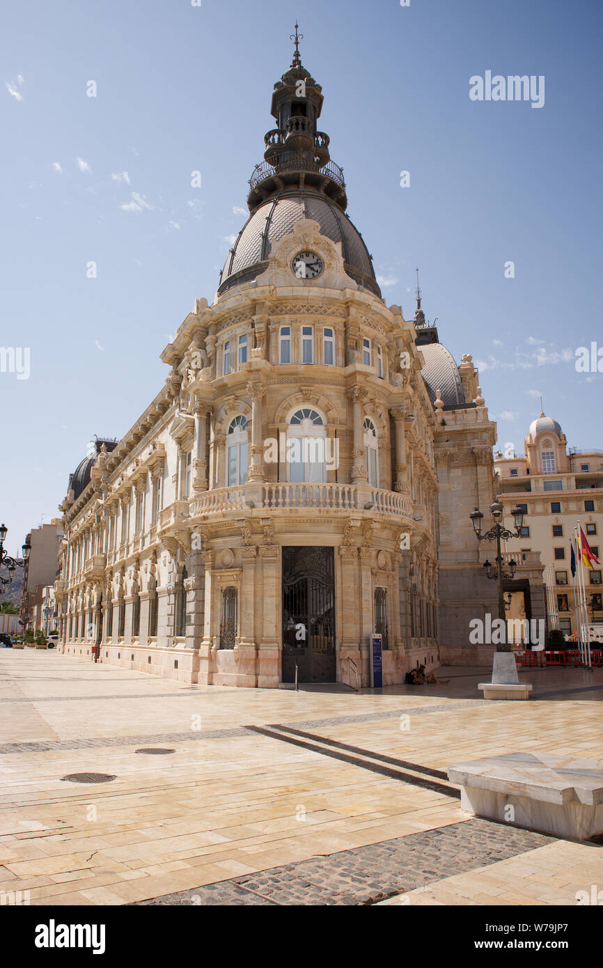 El edificio de la oficina turística de Cartagena, España Foto de stock