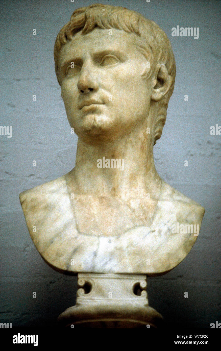 César Augusto Gaius Julius Caesar Octavianus (63 BC14 AD), el primer
