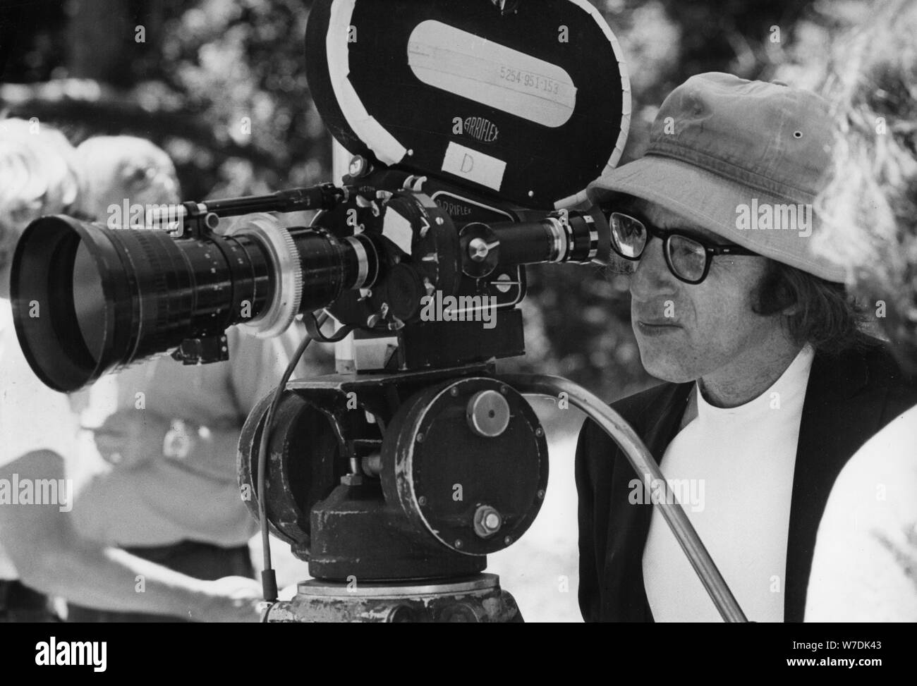 Woody Allen (1935- ), director, guionista y actor de cine norteamericano. Artista: Desconocido Foto de stock