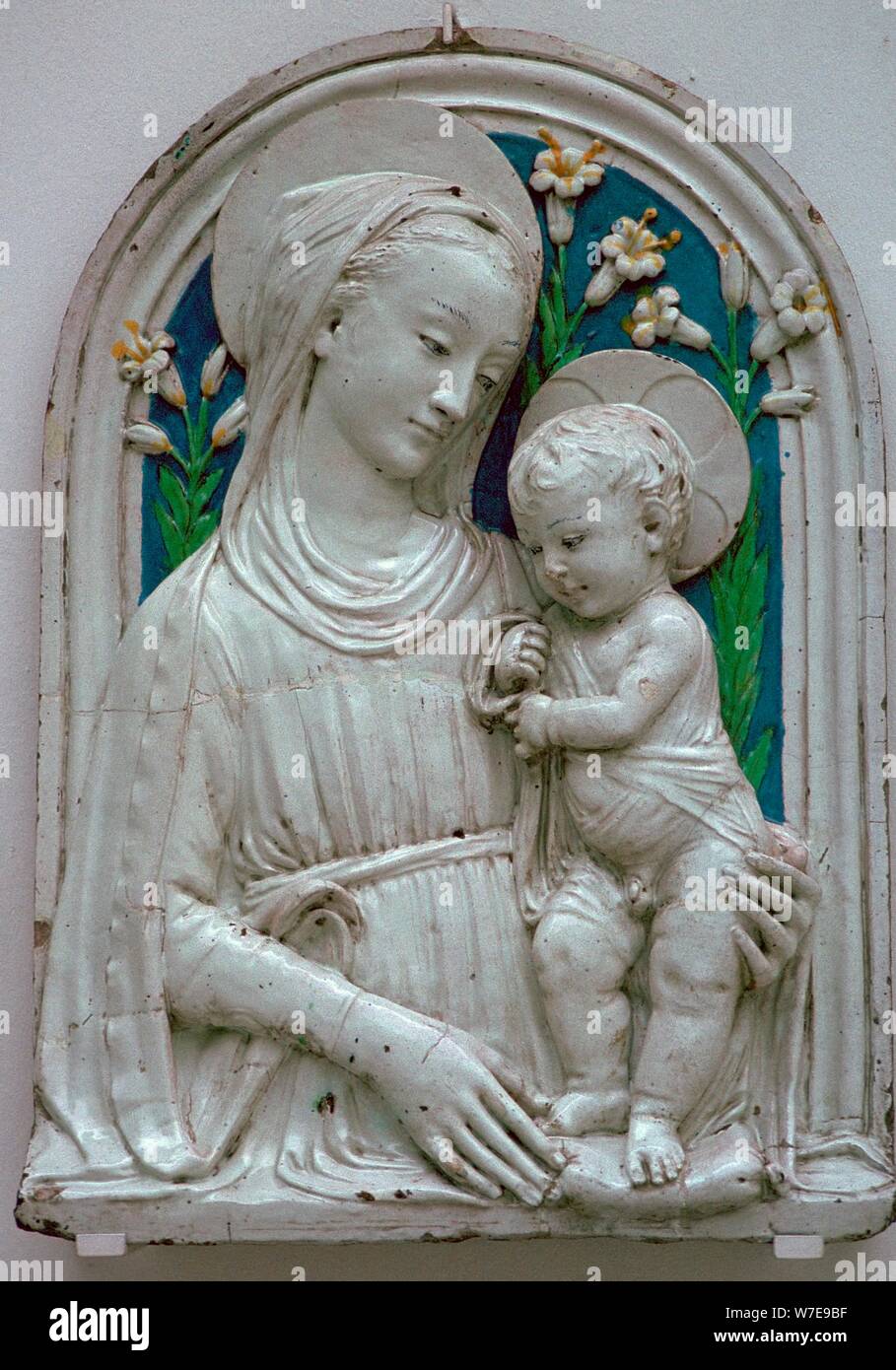Representación de la Virgen y el niño. Artista: Desconocido Foto de stock