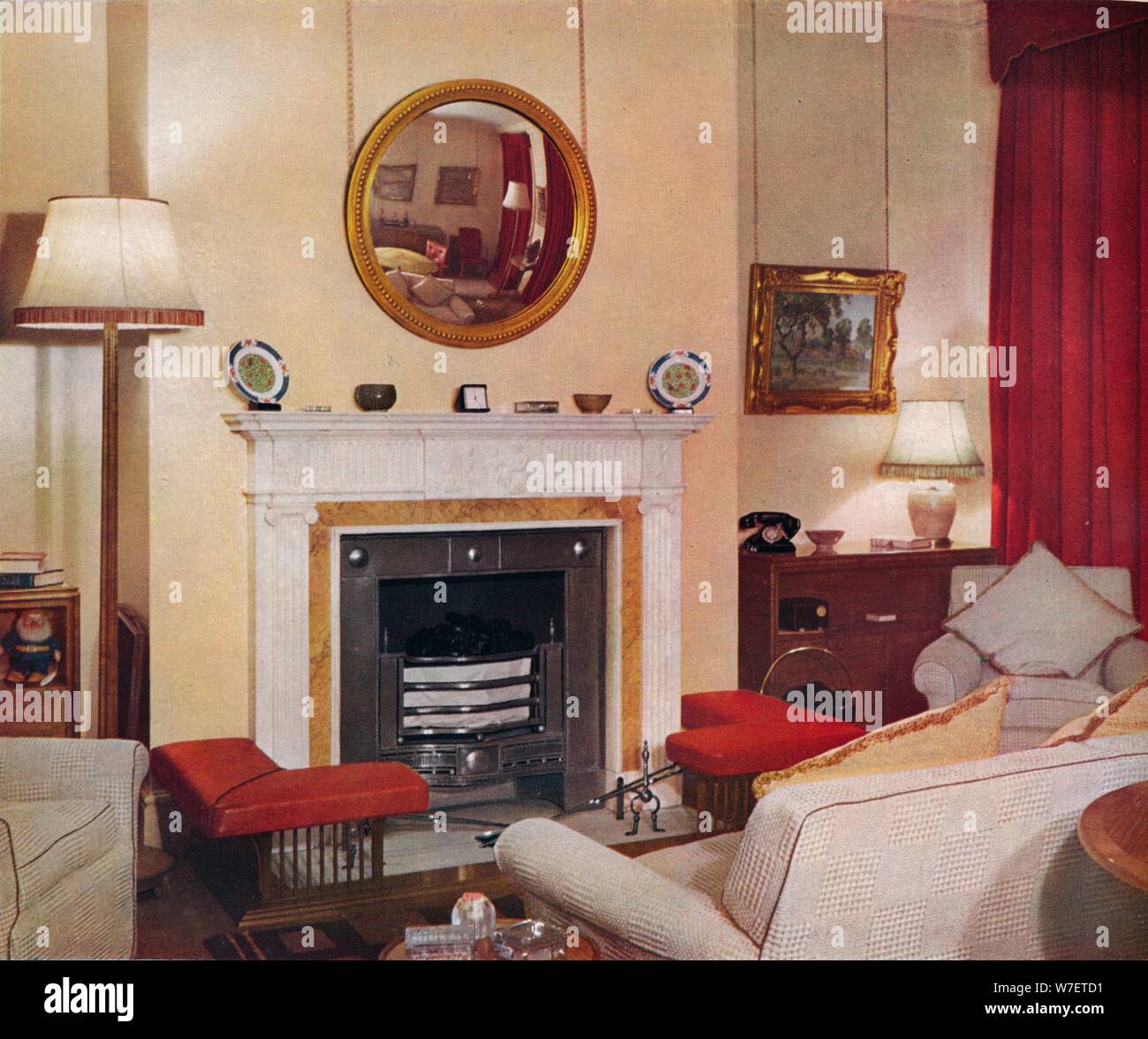 "Sala de estar en un piso en St. James's Street, S.W.1', C1939. Artista: Desconocido. Foto de stock