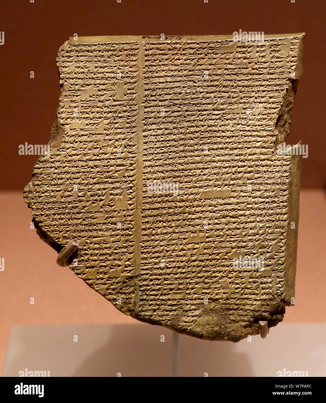 Epopeya de gilgamesh fotografías e imágenes de alta resolución - Alamy