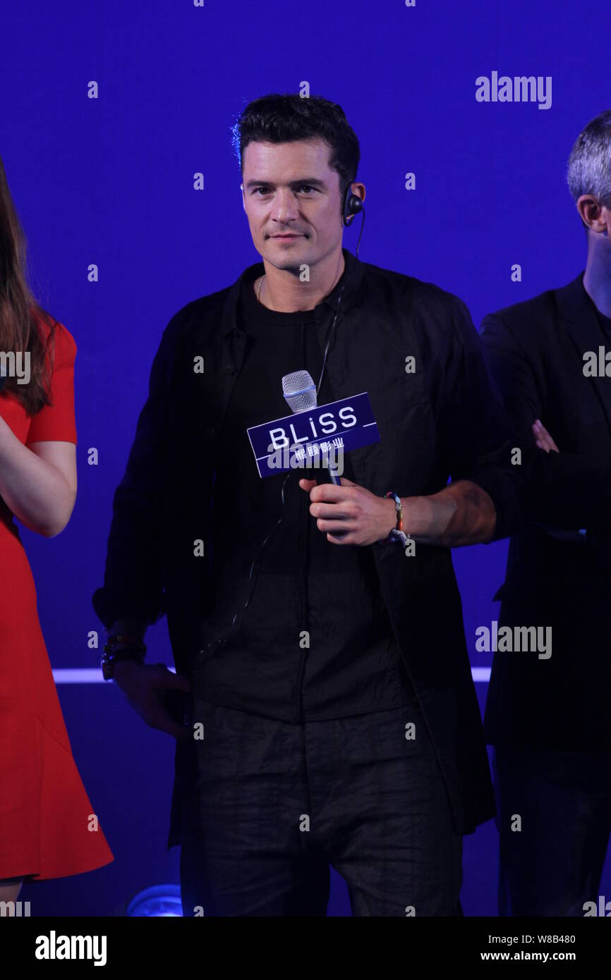 El actor inglés Orlando Bloom asiste a un evento de lanzamiento para el rodaje de su nueva película 'S.M.A.R.T Chase' en Shanghai, China, 17 de junio de 2016. Foto de stock