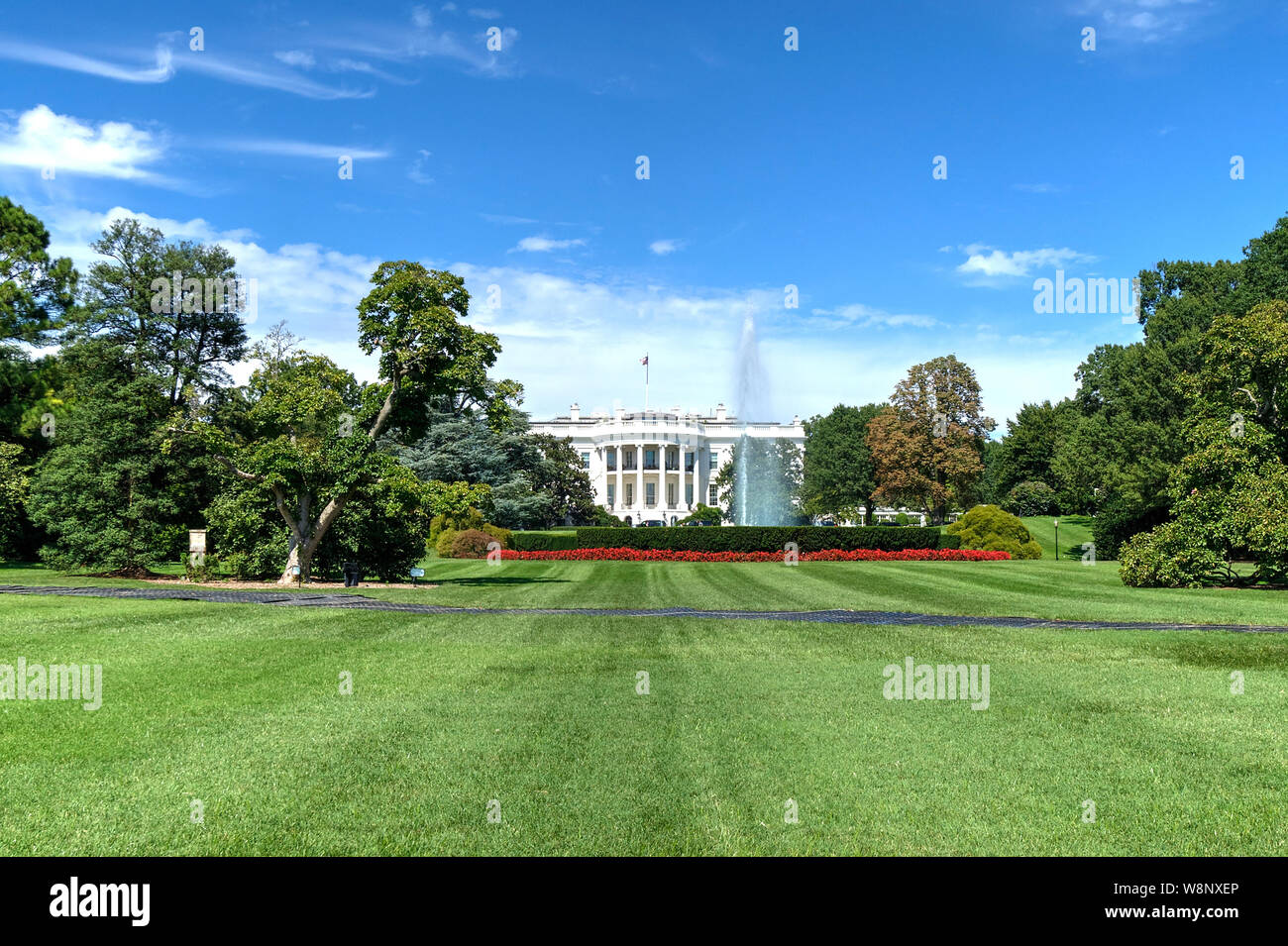 La Casa Blanca, residencia oficial del Presidente de los Estados Unidos en Washington, D.C., vista panorámica de la fachada sur pórtico. Foto de stock