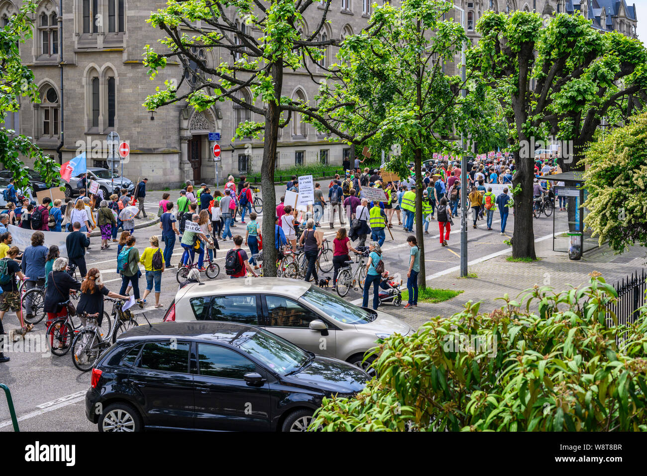 El 25 de mayo de 2019, una marcha de protesta contra el calentamiento climático, Estrasburgo, Alsacia, Francia, Europa, Foto de stock