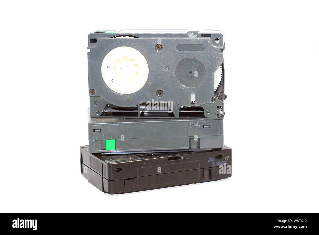 Vhs video cassettes fotografías e imágenes de alta resolución - Alamy