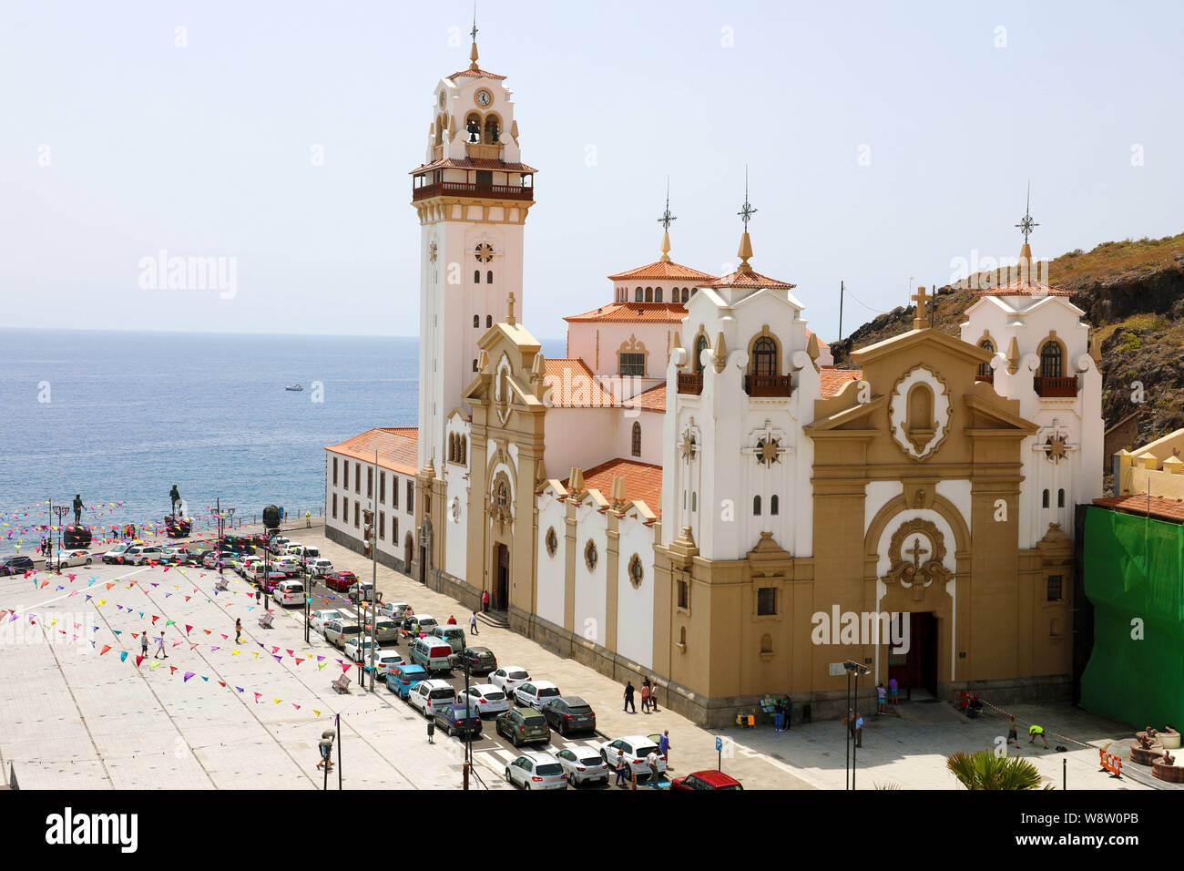 Basílica de la Candelaria, Santa Cruz de Tenerife, Islas Canarias, España Foto de stock