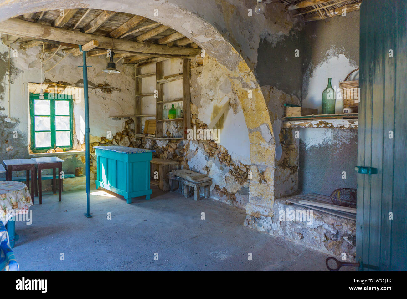 Casa interior grecia fotografías e imágenes de alta resolución - Alamy