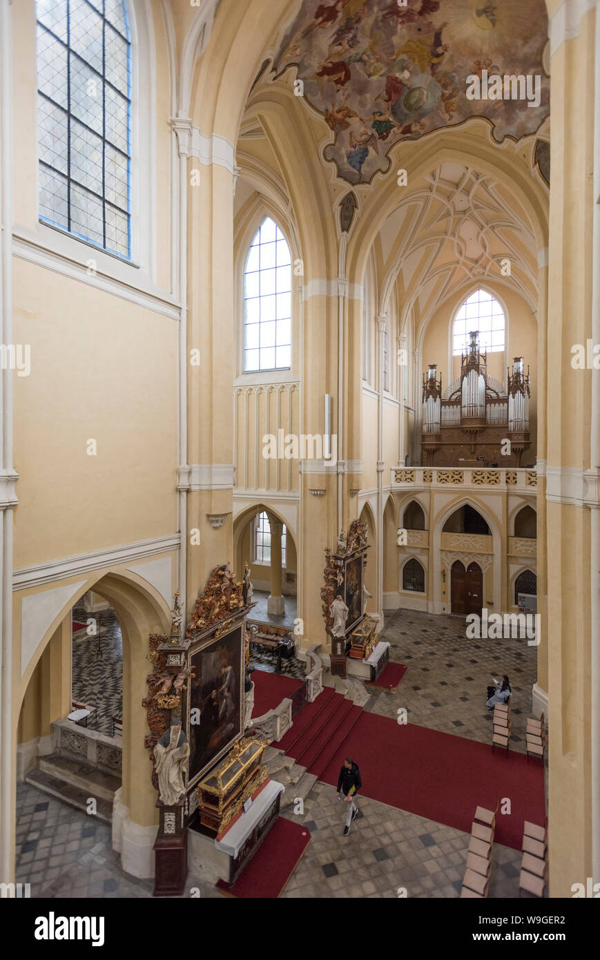 Catedral de la Asunción de la Virgen y San Juan Bautista, Kutna Hora, República Checa, Europa Foto de stock
