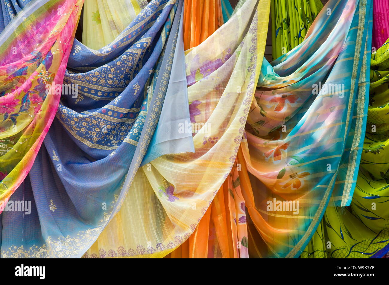 Famosa por sus telas tejidas a mano,Maheshwar, Madhya Pradesh, India Foto de stock