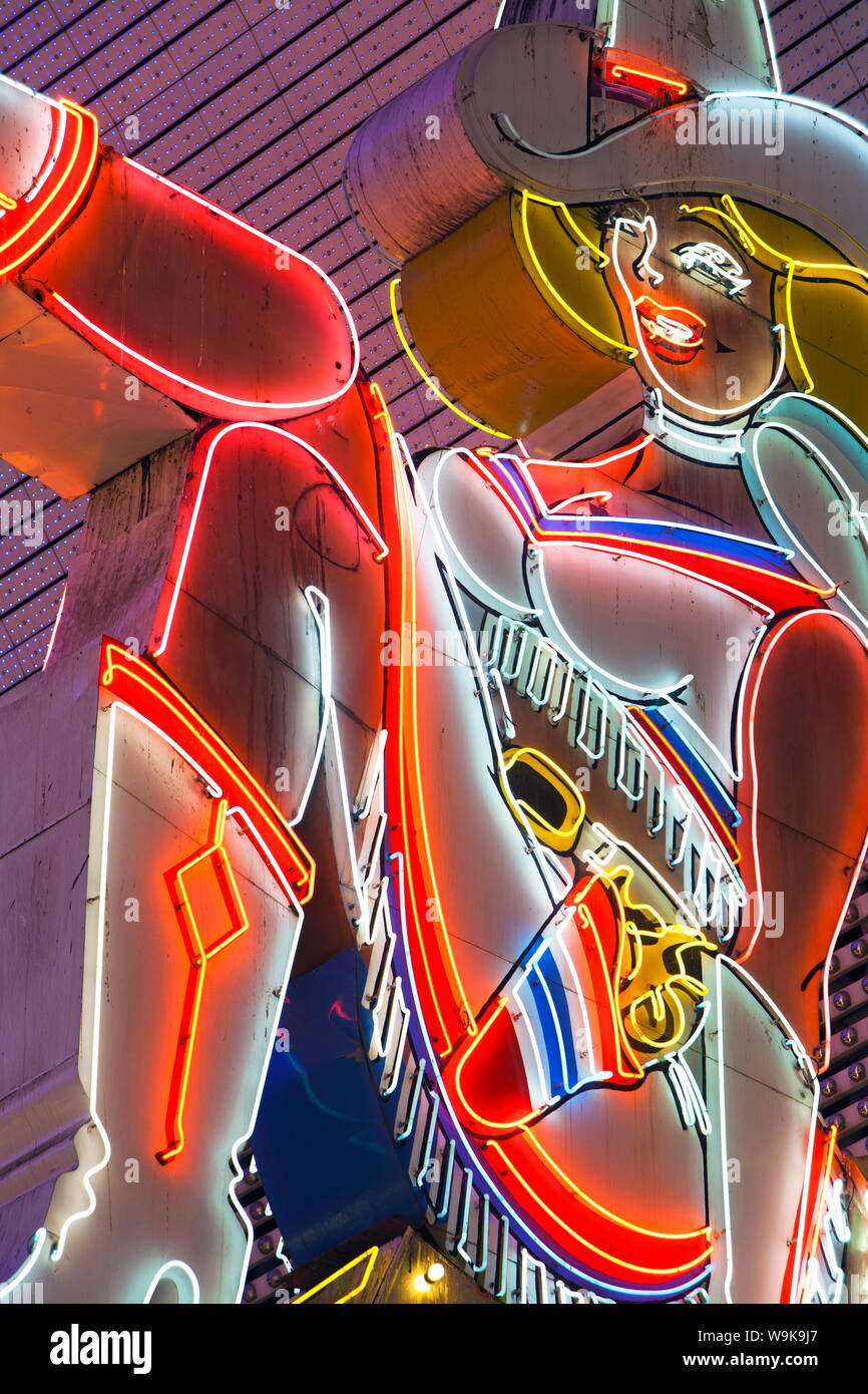 El Fremont Street Experience, en el centro de Las Vegas, Nevada, Estados Unidos de América, América del Norte Foto de stock