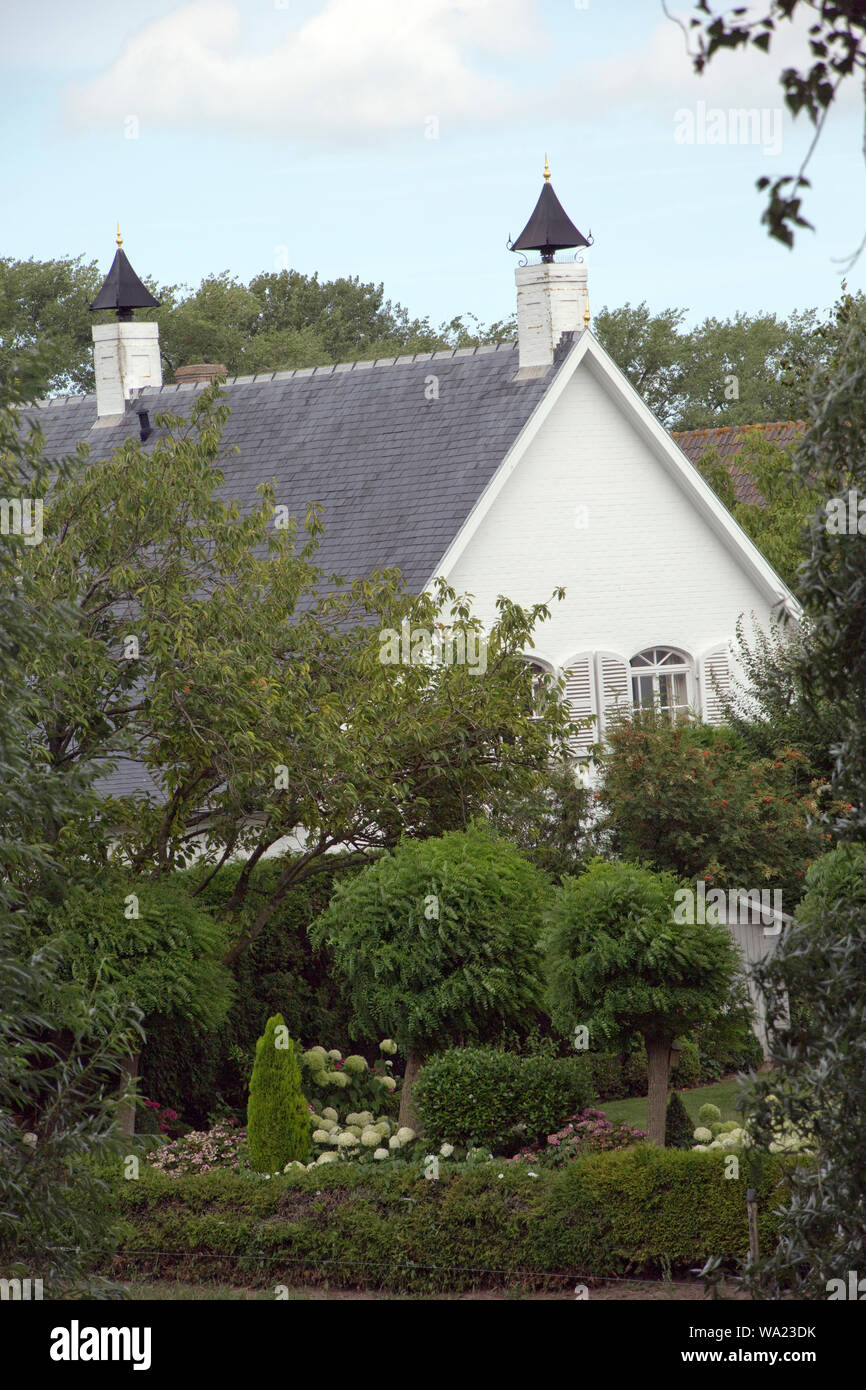 Gepflegte, weisse Villa, Sluis, de Zeeland Niederlande Foto de stock