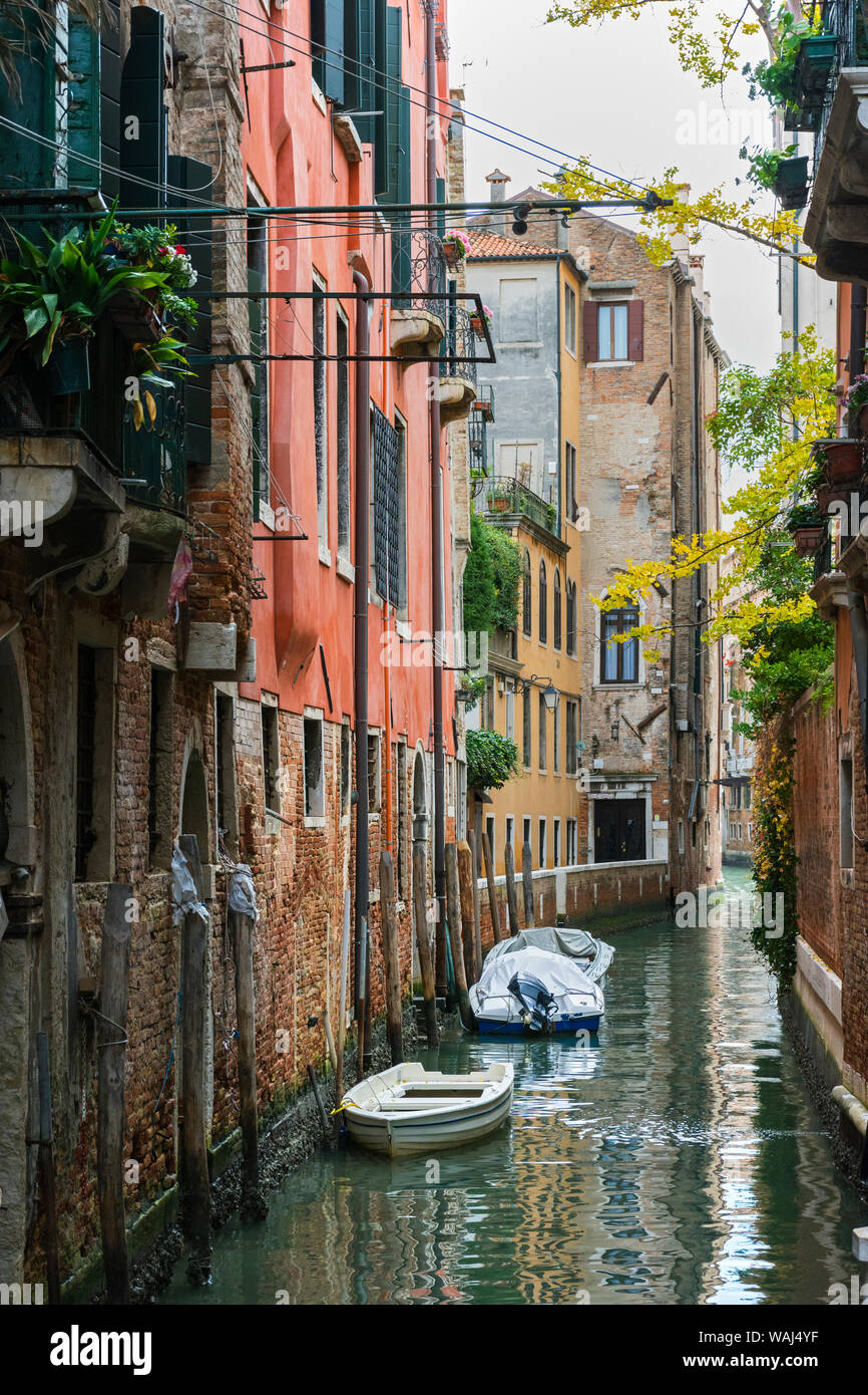 El Rio dei Meloni canal desde la Celle di Mezzo, Venecia, Italia Foto de stock