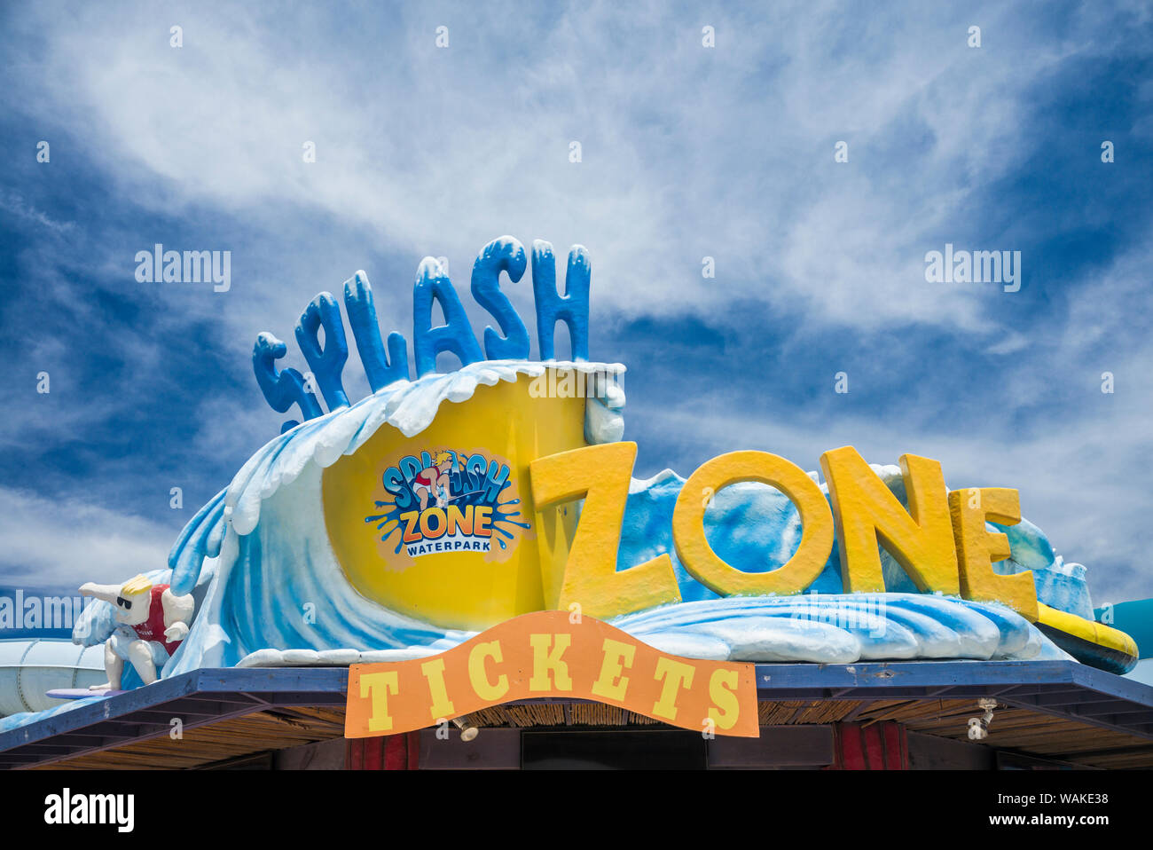 Splash zone fotografías e imágenes de alta resolución - Alamy