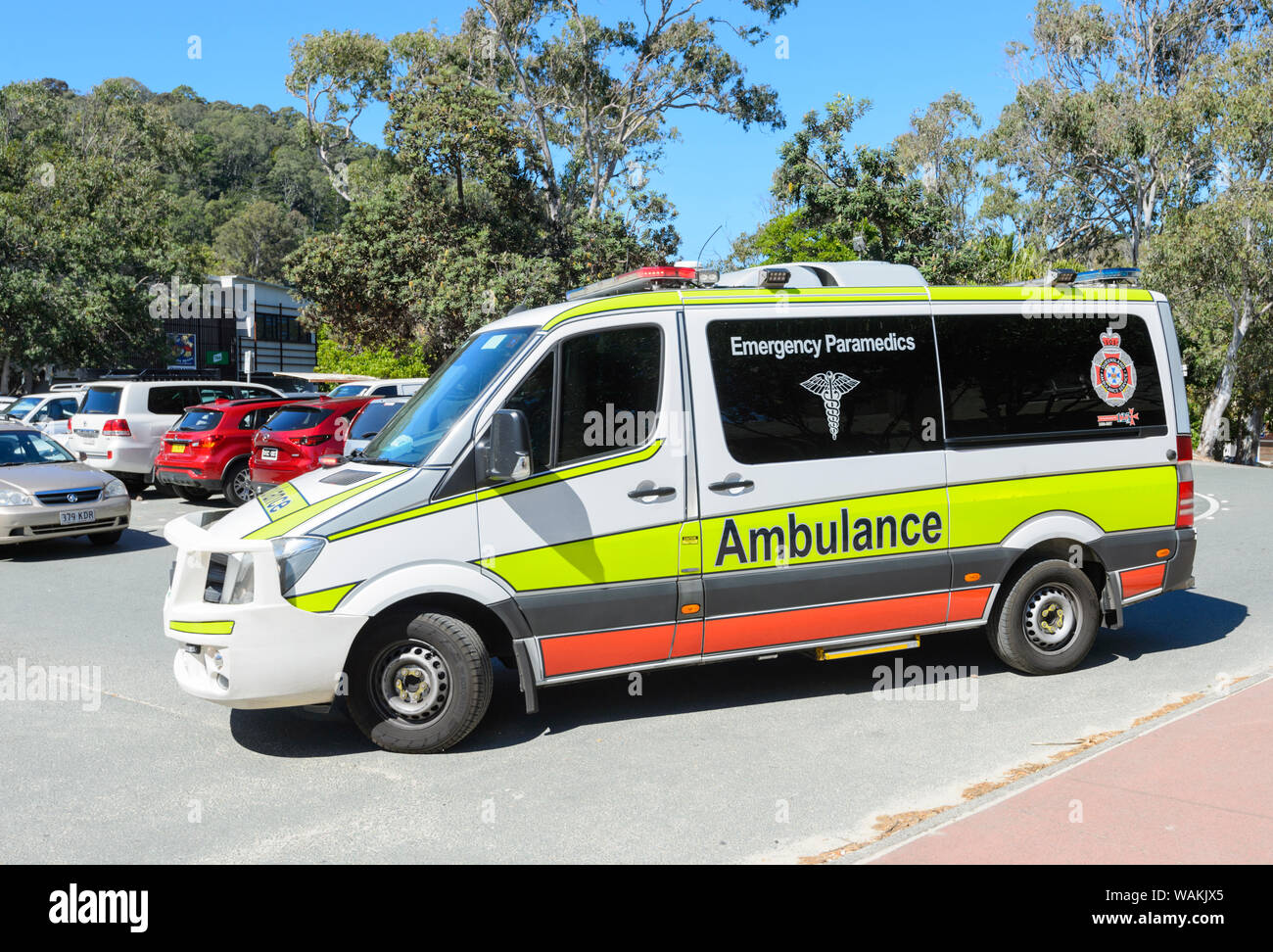 Paramédicos de ambulancias de emergencia vehículo, Noosa Heads