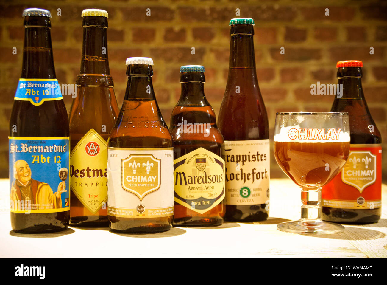 Famosas cervezas belgas y la Abadía trapense Fotografía de stock Alamy