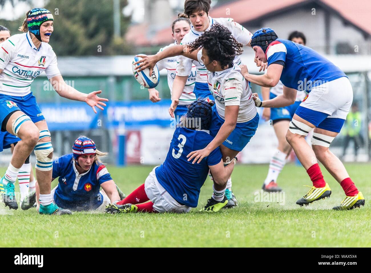 Giada Franco al termine di un'azione personale devastante EN ITALIA VS FRANCIA - SEI NAZIONI FEMMINILE, Padua, Italia, 17 de marzo de 2019, el Rugby Nazional Foto de stock