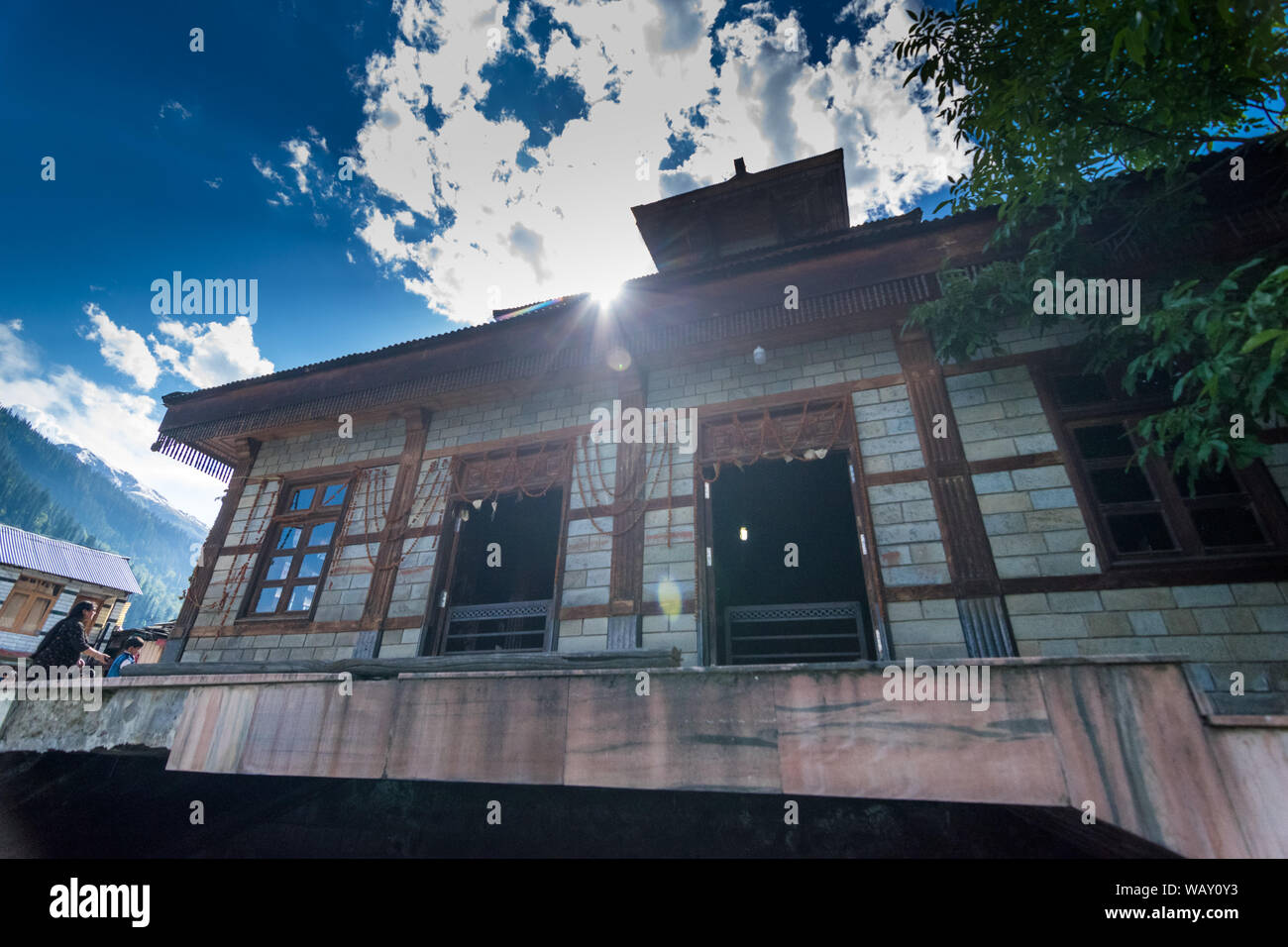 Manali, Himachal Pradesh, India - Mayo 30, 2019 : Manu Templo en los Himalayas. Foto de stock