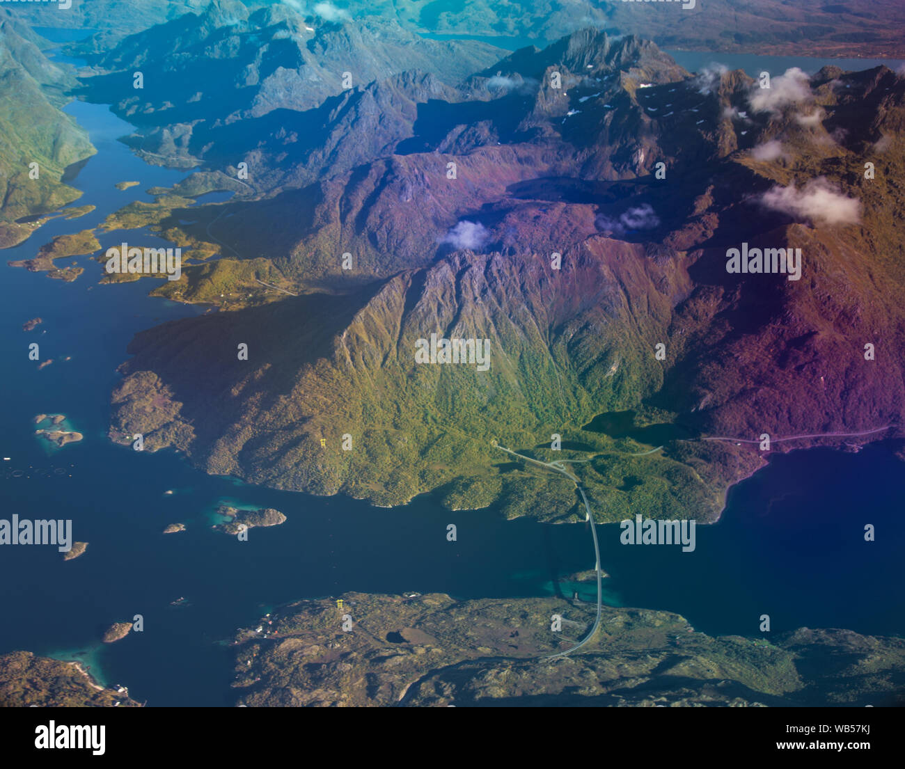 Opiniones de Lofoten desde el avión, en Noruega Foto de stock