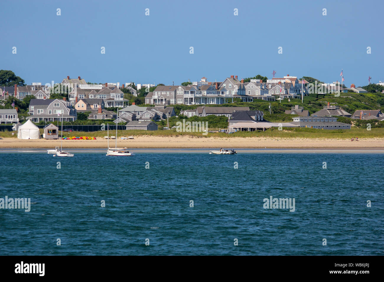Waterfront homes, Nantucket, Massachusetts, Estados Unidos Foto de stock