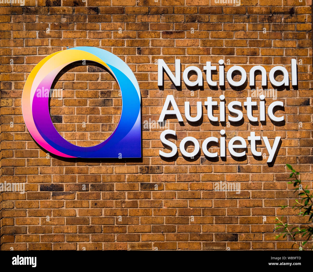 National Autistic Society de Londres (NAS) - la sede de la Sociedad Nacional de Autistas en City Road de Londres. Fundada el año 1962. Foto de stock