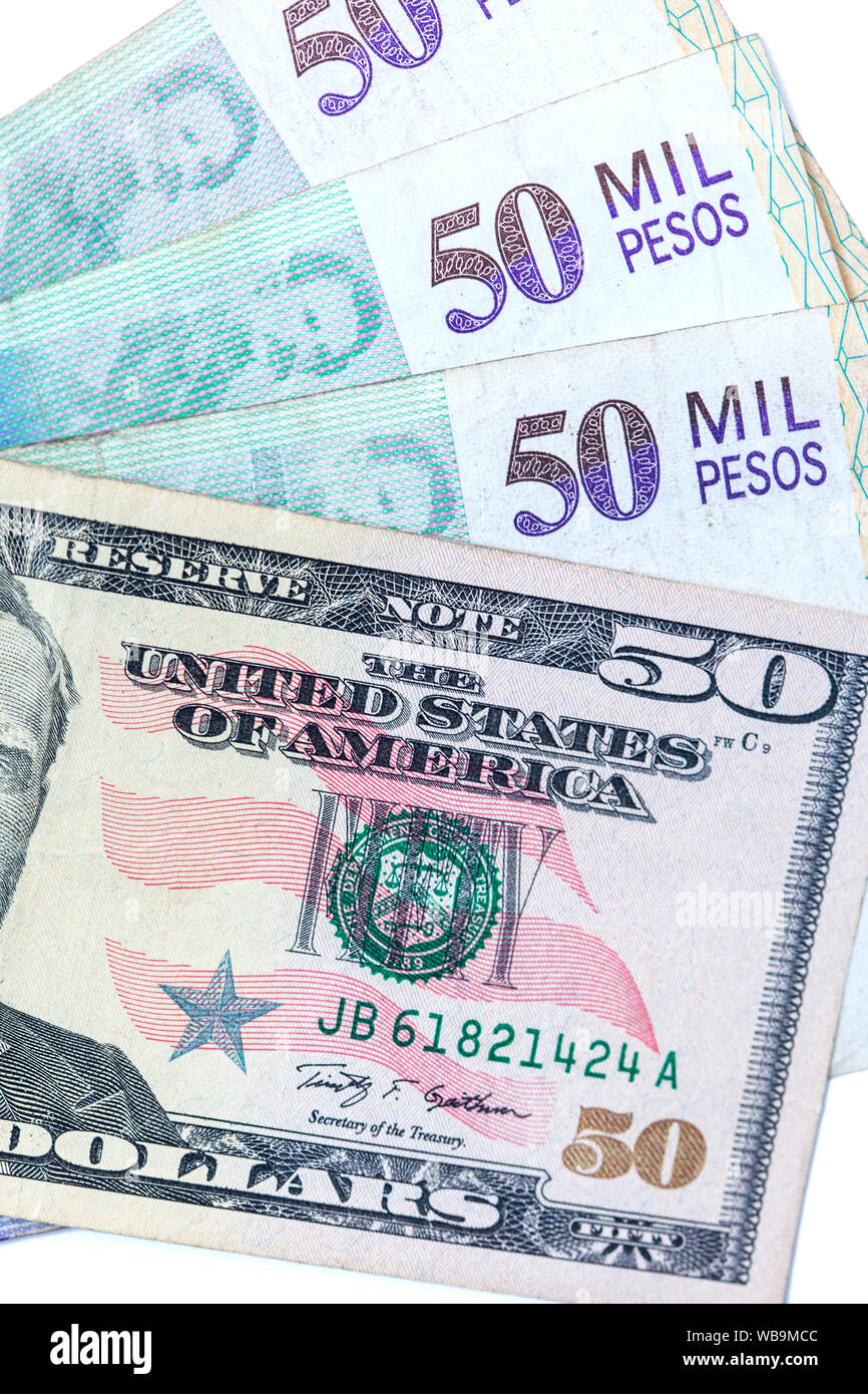 Tasa De Cambio Entre El Dolar Estadounidense Y El Peso Colombiano En 19 Mas De 3000 Pesos Cada Dolar Fotografia De Stock Alamy