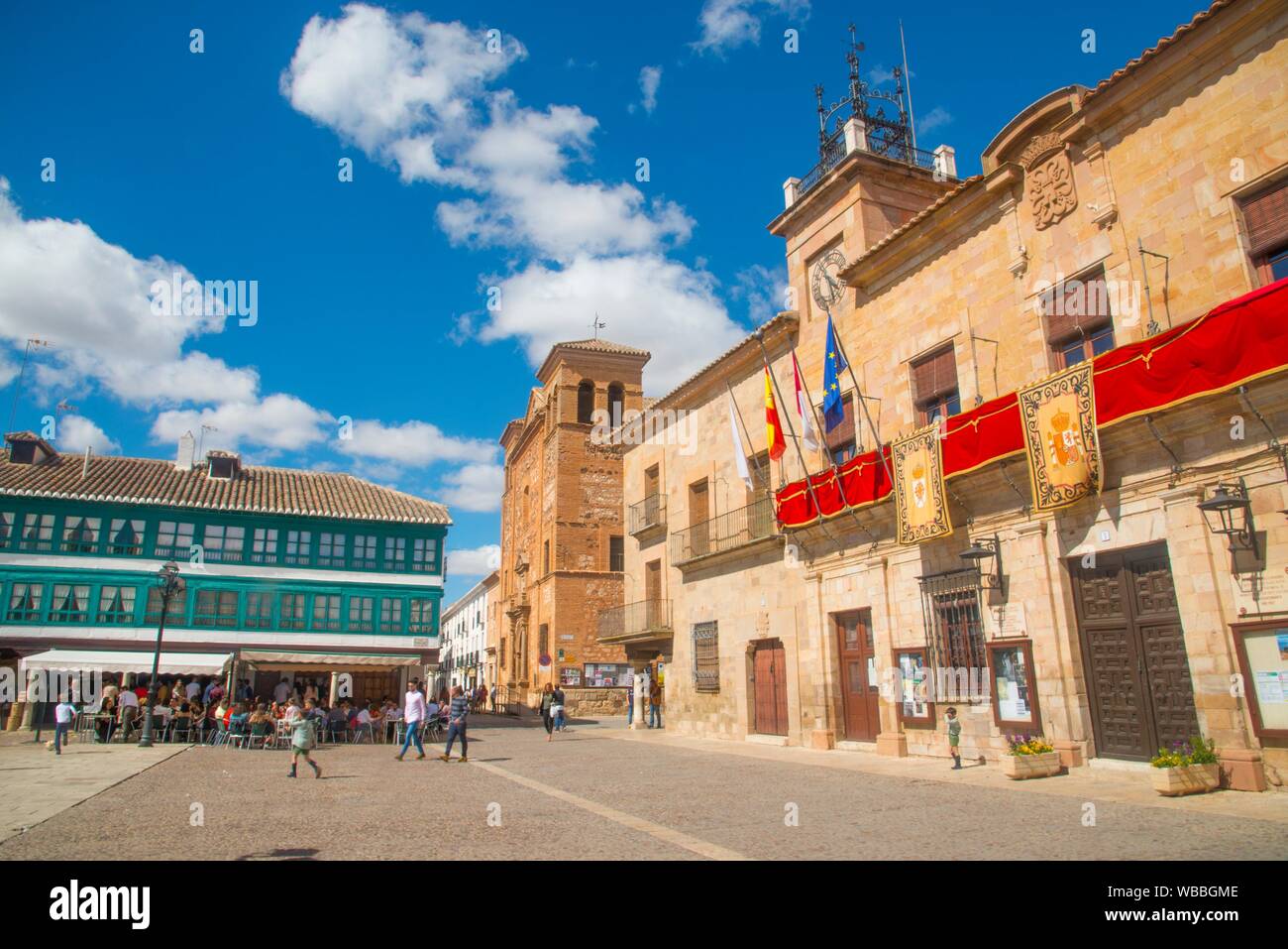 El ayuntamiento de la ciudad. Plaza Mayor, Almagro, provincia de Ciudad Real, Castilla La Mancha, España. Foto de stock