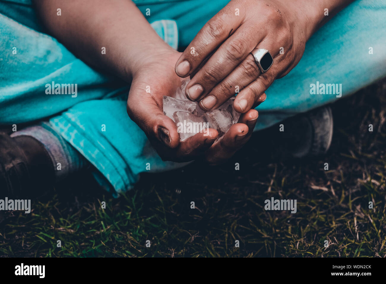 Hielo sentado fotografías e imágenes de alta resolución Página 3 Alamy