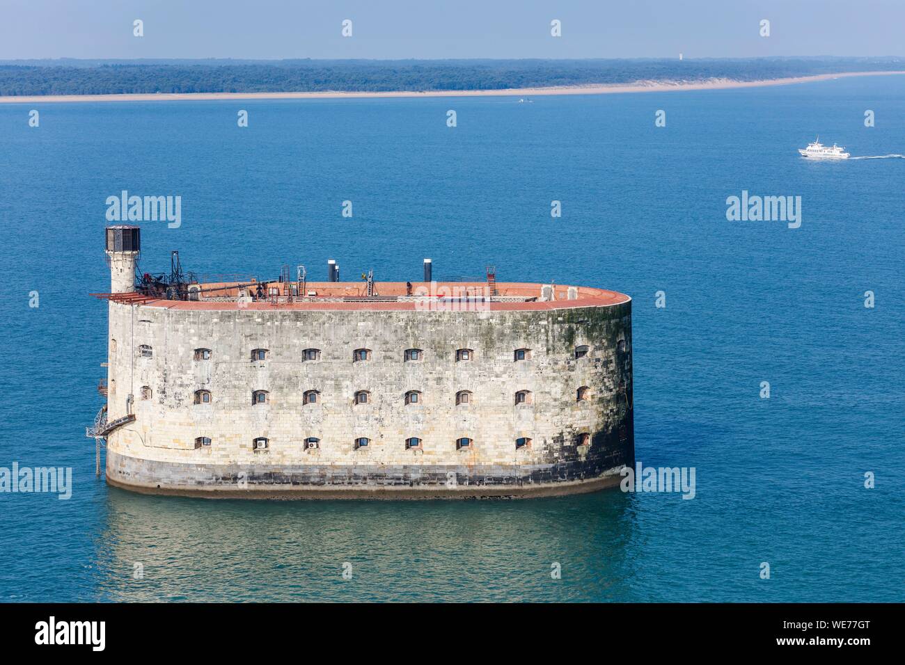 Francia, Charente Maritime, Fort Boyard (vista aérea) Foto de stock