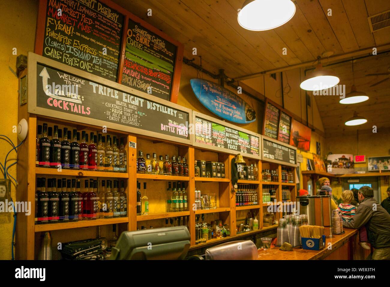 Estados Unidos, Nueva Inglaterra, Massachusetts, Nantucket Island, Cisco, Cisco Brewery, interior Foto de stock