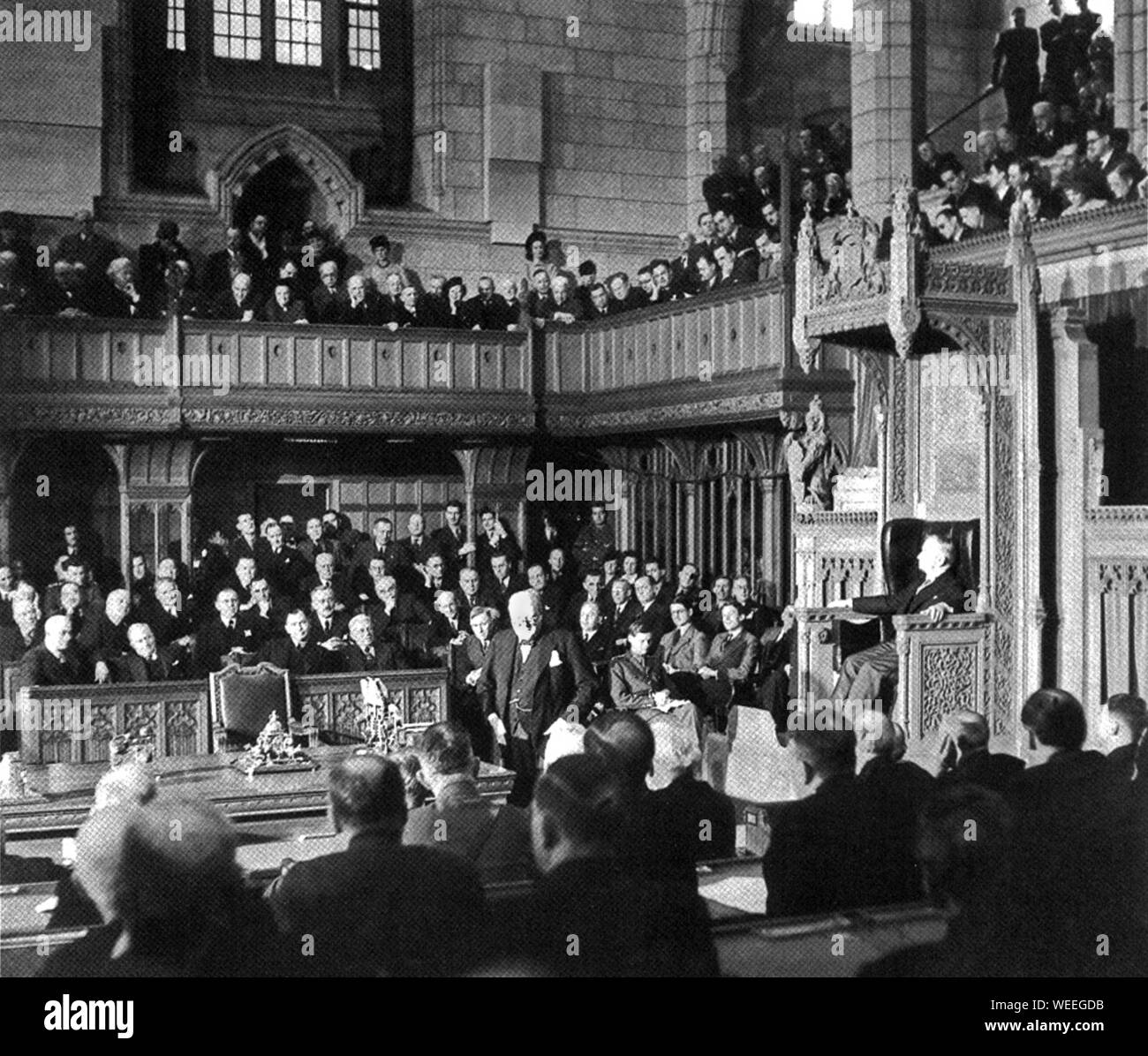 Winston Churchill se dirige a parlamentarios canadienses en Ottawa.30 de diciembre de 1941 Foto de stock