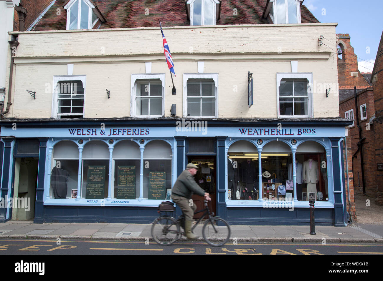 El galés Jefferies Weatherill Bros sastres tienda en Eton, Berkshire  Inglaterra Fotografía de stock - Alamy