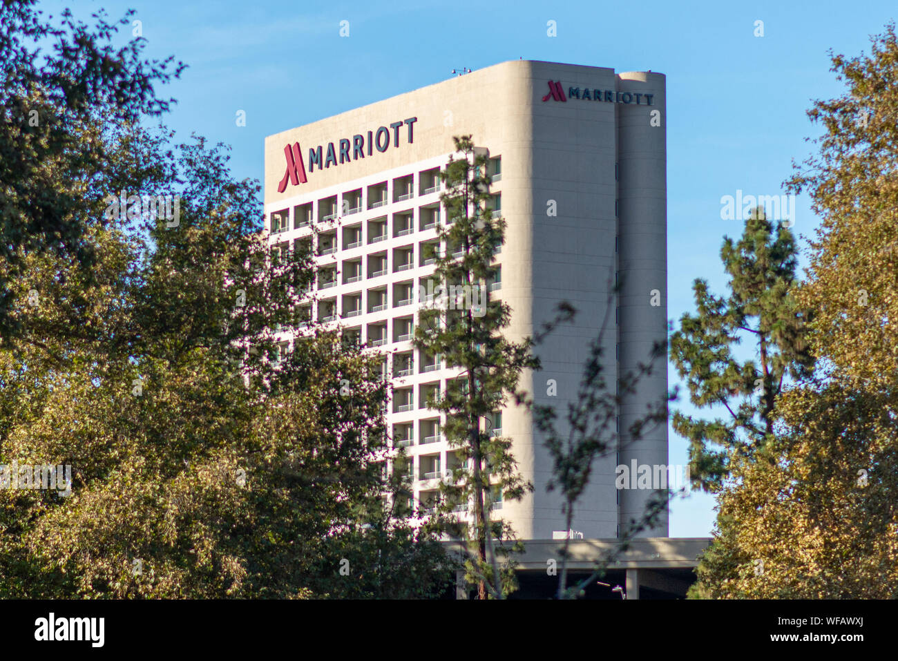 Los Ángeles, Estados Unidos - 1 de noviembre de 2018: Hotel JW Marriott Warner Center Woodland Hills, Los Ángeles, Estados Unidos Foto de stock