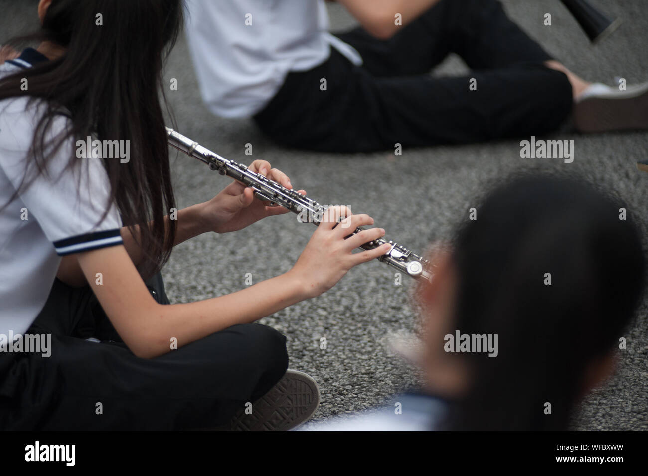 Chicas y flautas fotografías e imágenes de alta resolución - Alamy