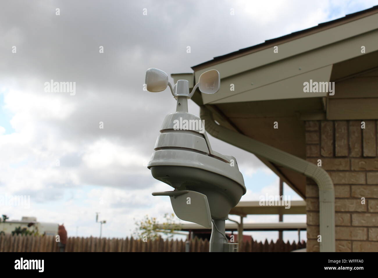 Estación meteorológica fotografías e imágenes de alta resolución - Alamy