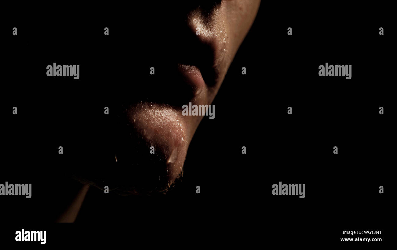 Barbilla mojada fotografías e imágenes de alta resolución - Alamy