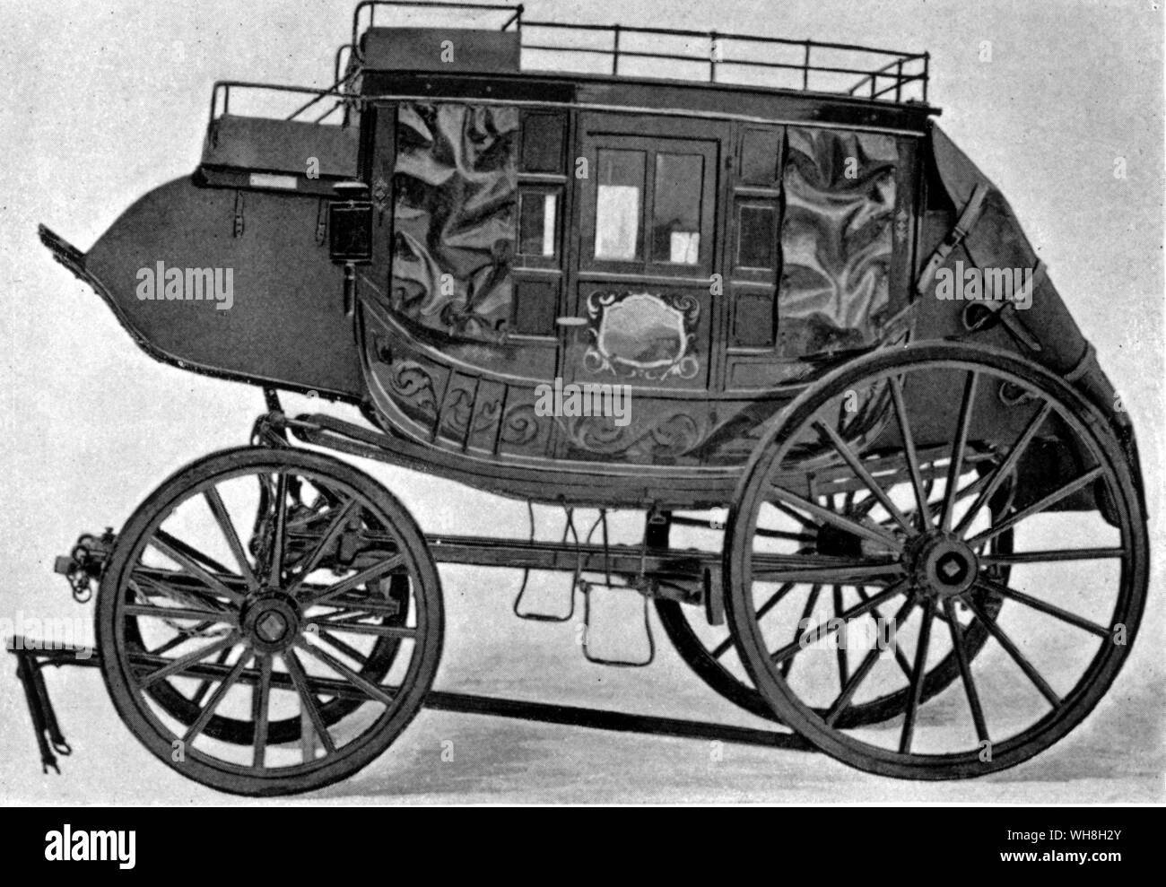 Stagecoach americana. Heavy Concord Coach hecha por el Abad Downing Compañía de Concord, New Hampshire. Desde Enciclopedia del caballo página 48. Foto de stock